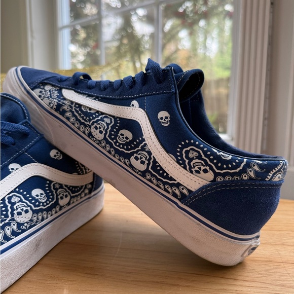 Vans Old Skool Navy Bandana Skull Print Sneakers | Men’s Size 13 - Picture 2 of 10